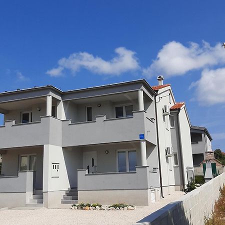 Apartman Jadranka Vir Esterno foto