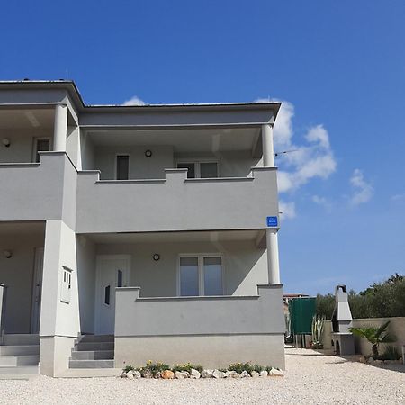 Apartman Jadranka Vir Esterno foto