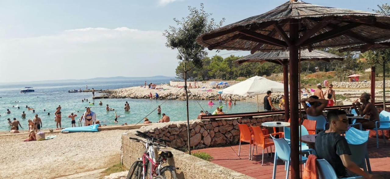 Apartman Jadranka Vir Esterno foto