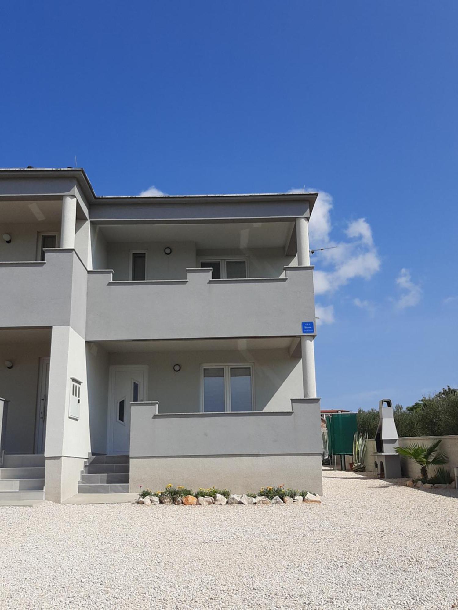 Apartman Jadranka Vir Esterno foto